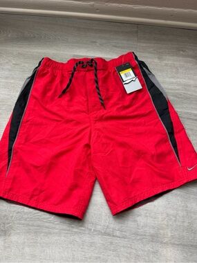 NWT Nike Men’s Red Swim/Active Shorts with Black Trim NESS7421 614 Size M